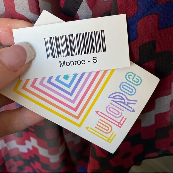 LulaRoe NWT Monroe Kimono with Black Fringe Hem Size 0-12 - Picture 8 of 13